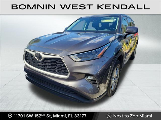 2022 Toyota Highlander LE