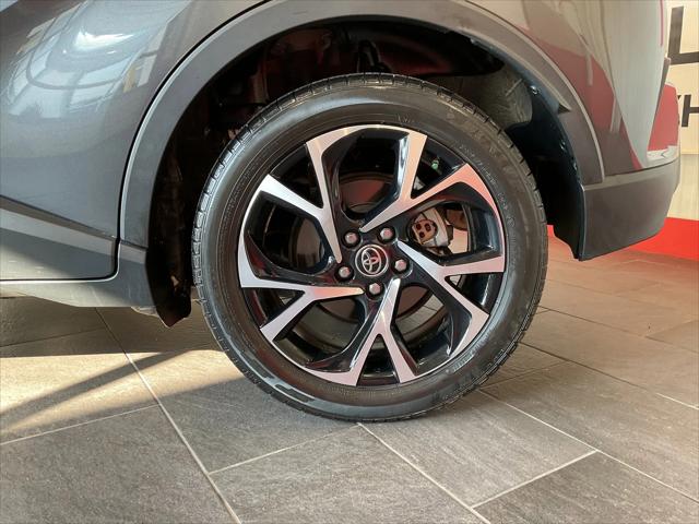 2021 Toyota C-HR LE