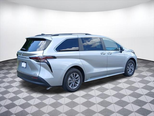 2024 Toyota Sienna XLE