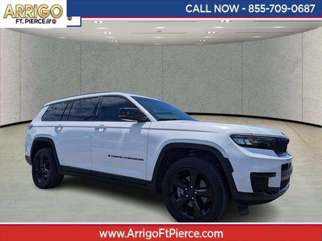 2022 Jeep Grand Cherokee L Altitude 4x2
