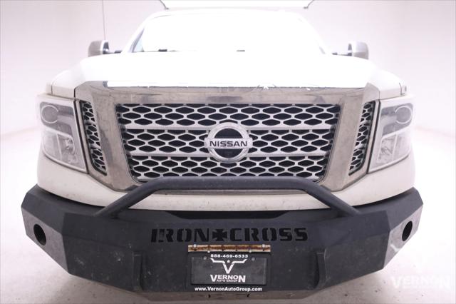2017 Nissan TITAN XD Platinum Reserve Diesel