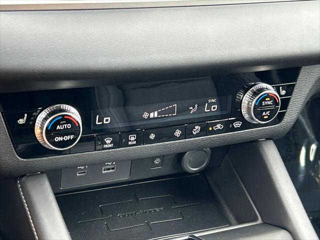 2025 Mitsubishi Outlander PHEV SE S-AWC