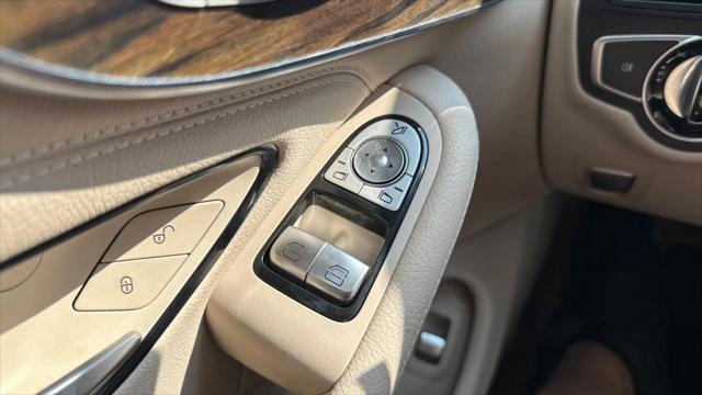 2017 Mercedes-Benz C-CLASS C 300 4MATIC