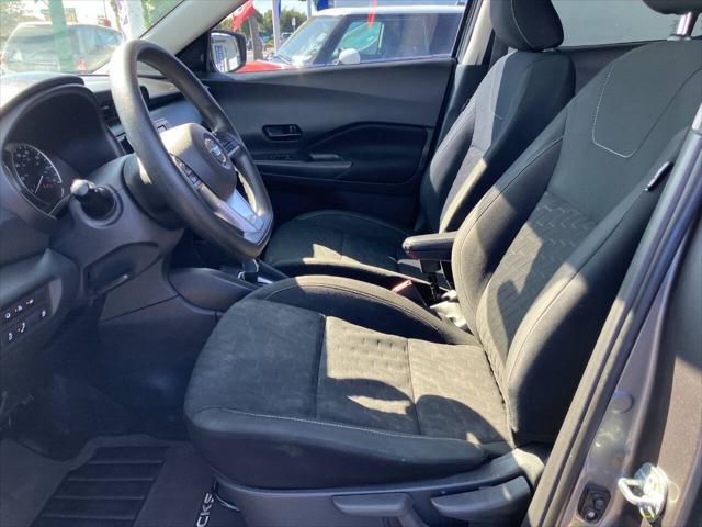 2021 Nissan Kicks S Xtronic CVT