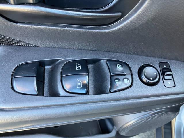 2021 Nissan Kicks S Xtronic CVT