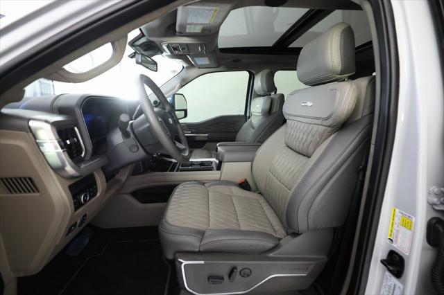 2025 Ford F-350 Platinum