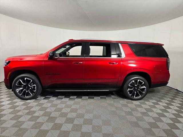 2025 Chevrolet Suburban 4WD LT