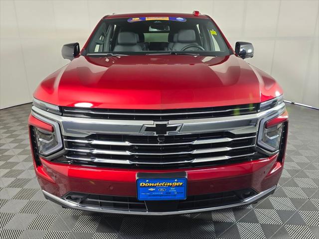 2025 Chevrolet Suburban 4WD LT