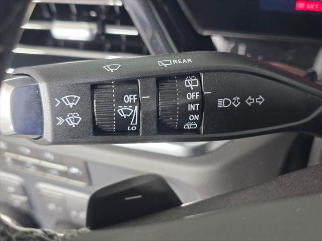2025 Chevrolet Suburban 4WD LT