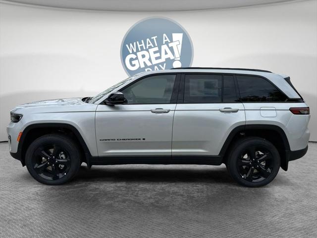2025 Jeep Grand Cherokee GRAND CHEROKEE ALTITUDE X 4X4 2025 Jeep Grand Cherokee GRAND CHEROKEE ALTITUDE X 4X4