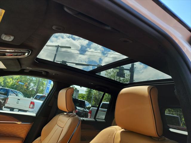 2025 Jeep Grand Cherokee GRAND CHEROKEE SUMMIT RESERVE 4X4