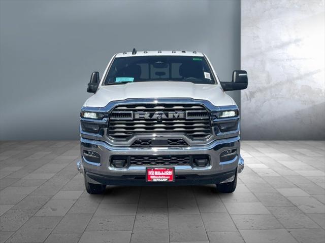 2026 RAM Ram 3500 Chassis Cab RAM 3500 TRADESMAN CREW CAB CHASSIS 4X4 60 CA 2026 RAM Ram 3500 Chassis Cab RAM 3500 TRADESMAN CREW CAB CHASSIS 4X4 60 CA