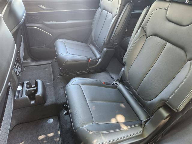 2025 Jeep Grand Cherokee L Overland 4x4