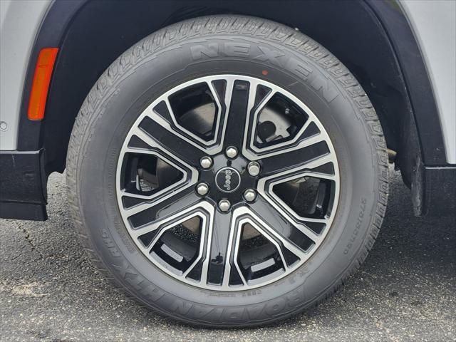 2025 Jeep Wagoneer Series II Carbide 4x4