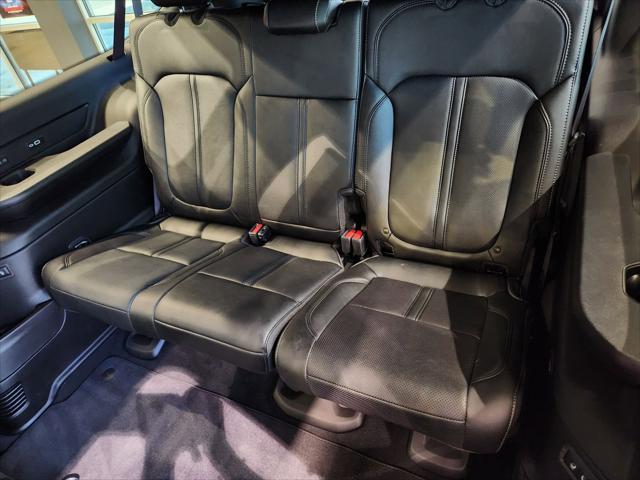 2025 Jeep Wagoneer Series II Carbide 4x4