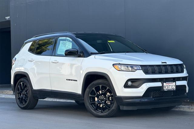 2022 Jeep Compass Altitude FWD
