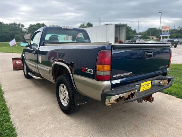 2000 Chevrolet Silverado 1500 LS