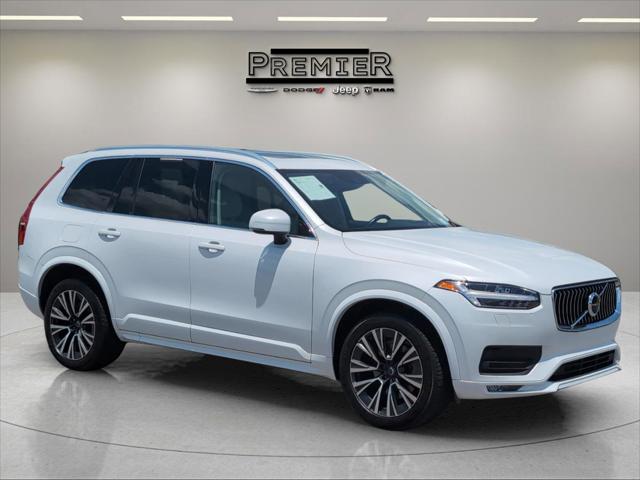 2022 Volvo XC90 T5 Momentum 7 Passenger 2022 Volvo XC90 T5 Momentum 7 Passenger