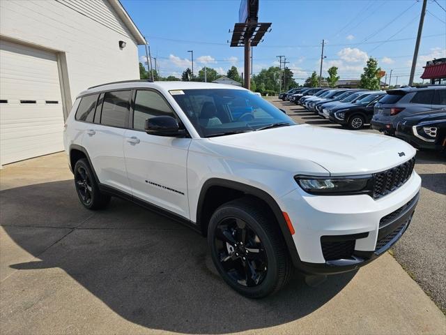 2025 Jeep Grand Cherokee GRAND CHEROKEE L ALTITUDE 4X4