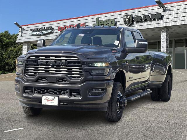 2025 RAM Ram 3500 RAM 3500 LONE STAR CREW CAB 4X4 8 BOX