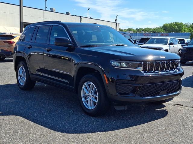 2025 Jeep Grand Cherokee GRAND CHEROKEE LAREDO X 4X4