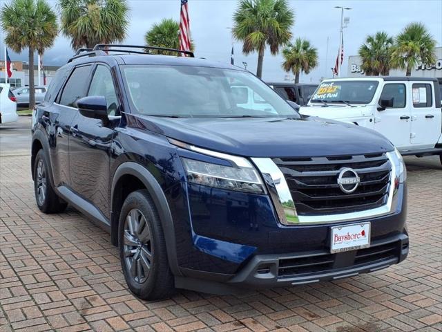 2022 Nissan Pathfinder SV 2WD