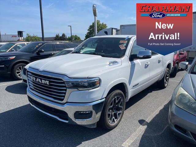 2025 RAM 1500 Laramie Crew Cab 4x4 57 Box
