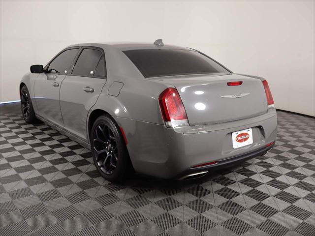 2019 Chrysler 300 Touring 2019 Chrysler 300 Touring