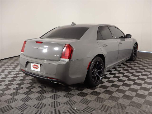 2019 Chrysler 300 Touring 2019 Chrysler 300 Touring