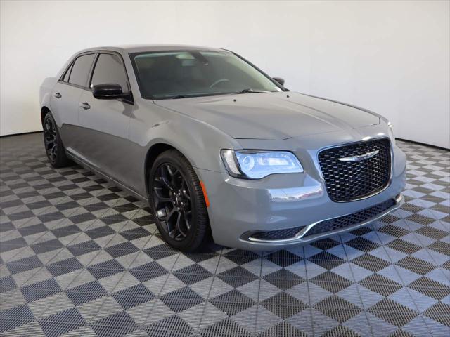 2019 Chrysler 300 Touring