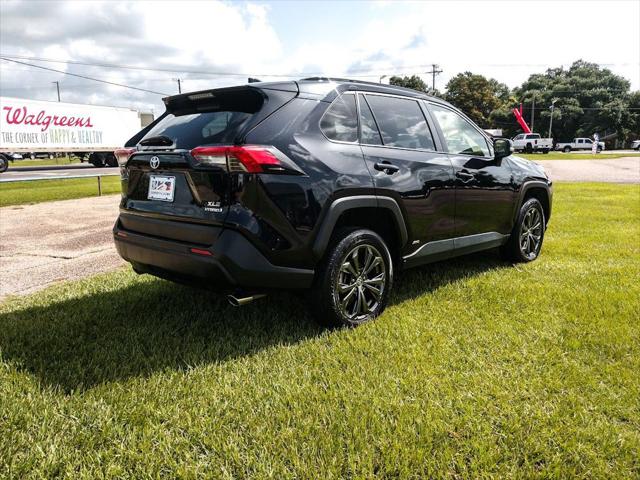 2022 Toyota RAV4 Hybrid XLE Premium