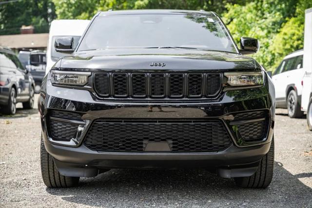 2023 Jeep Grand Cherokee Altitude 4x4
