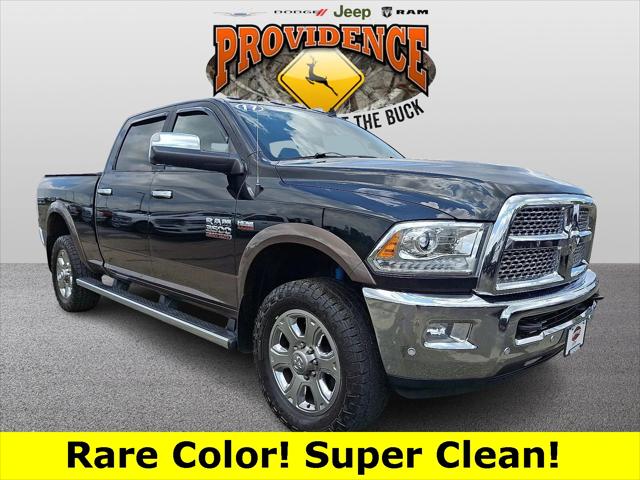 2017 RAM 3500 Laramie Crew Cab 4x4 64 Box