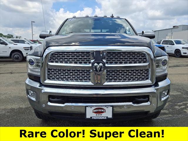 2017 RAM 3500 Laramie Crew Cab 4x4 64 Box