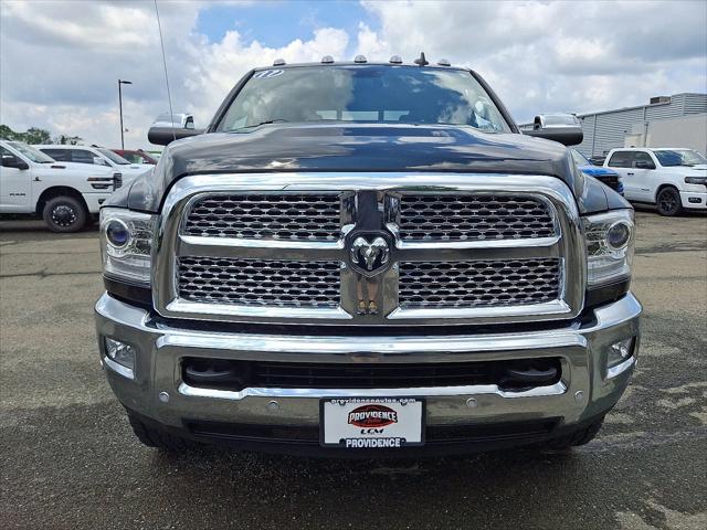 2017 RAM 3500 Laramie Crew Cab 4x4 64 Box