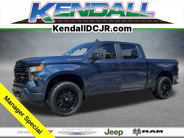 2023 Chevrolet Silverado 1500 2WD Crew Cab Short Bed Custom