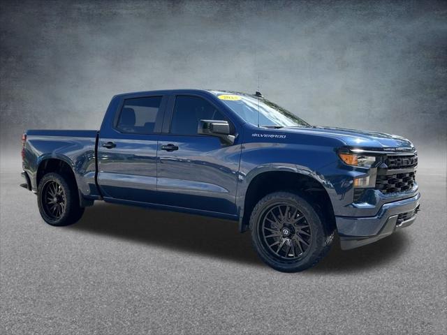 2023 Chevrolet Silverado 1500 2WD Crew Cab Short Bed Custom