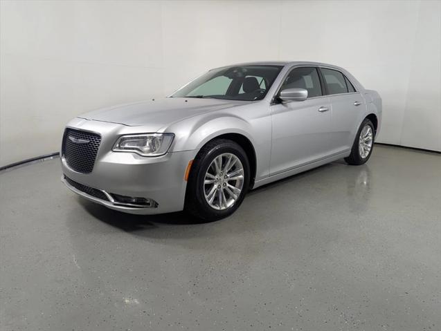 2020 Chrysler 300 Touring