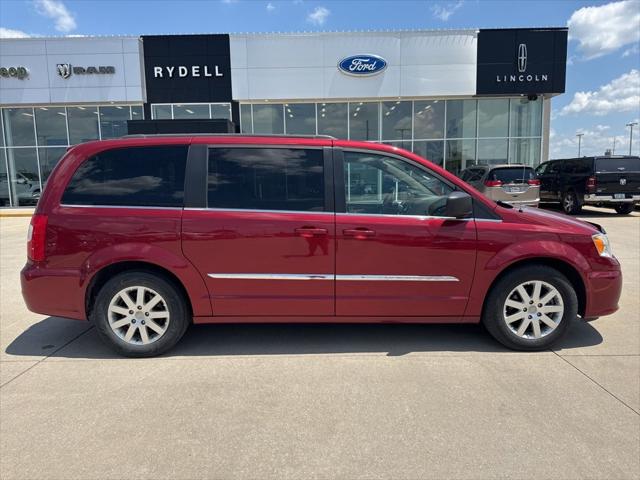 2015 Chrysler Town and Country Touring 2015 Chrysler Town and Country Touring