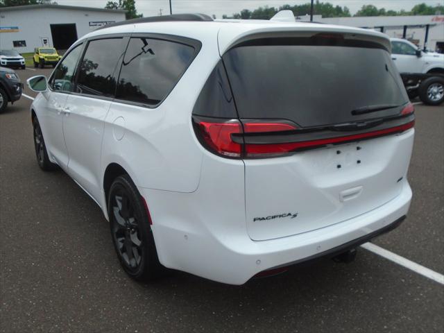 2021 Chrysler Pacifica Touring L AWD