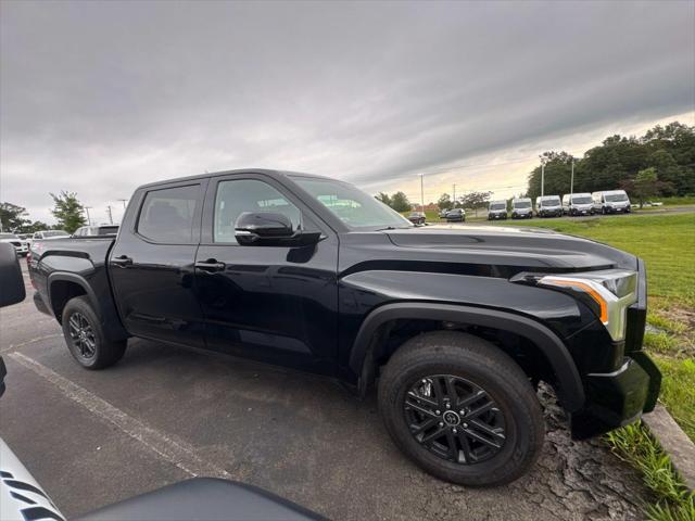 2024 Toyota Tundra SR5 4WD