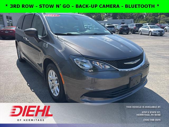 2017 Chrysler Pacifica Touring