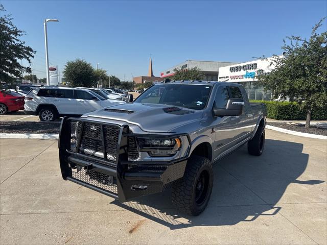 2024 RAM 3500 Limited Mega Cab 4x4 64 Box 2024 RAM 3500 Limited Mega Cab 4x4 64 Box