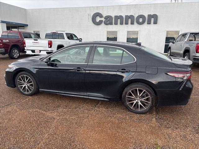 2023 Toyota Camry 