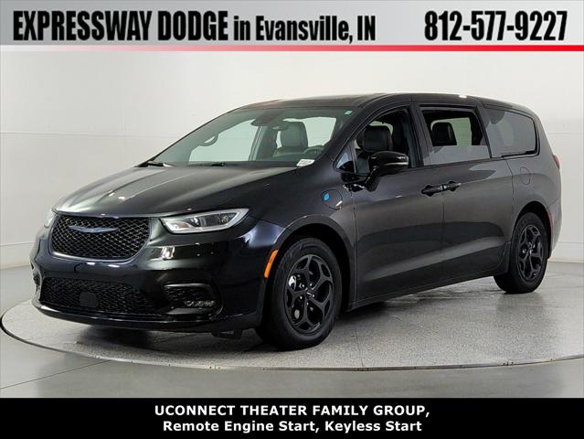 2023 Chrysler Pacifica Hybrid Limited