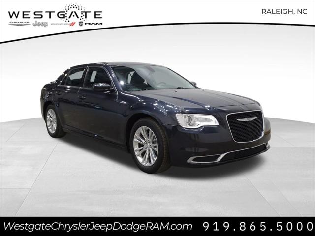 2017 Chrysler 300 Limited