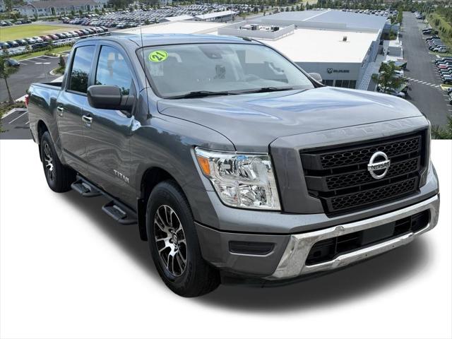 2021 Nissan TITAN Crew Cab SV 4x2