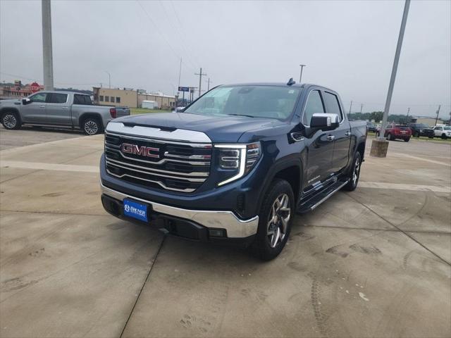 2022 GMC Sierra 1500 4WD Crew Cab Short Box SLT