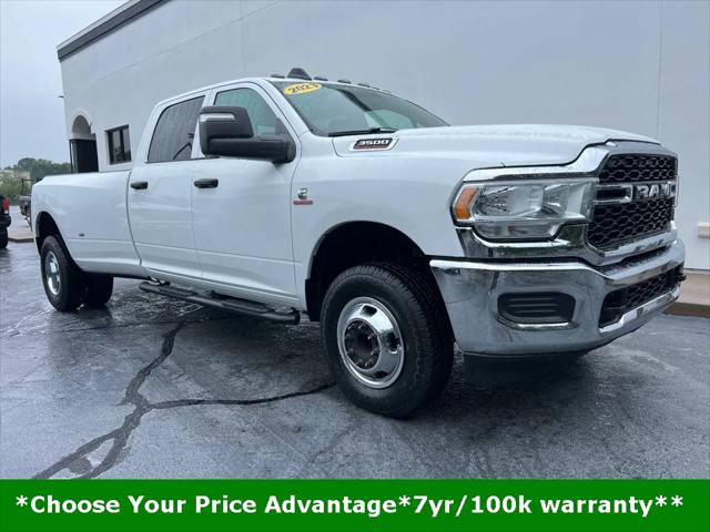 2023 RAM 3500 Tradesman Crew Cab 4x4 8 Box