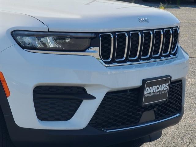 2025 Jeep Grand Cherokee GRAND CHEROKEE LAREDO X 4X4